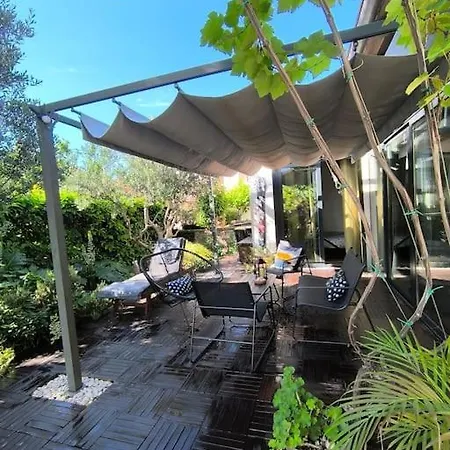 Big Oasis House With Garden,near Colosseum Apartmán *