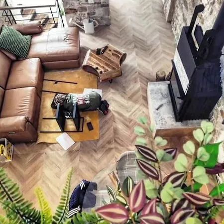 Big Oasis House With Garden,near Colosseum Апартаменты