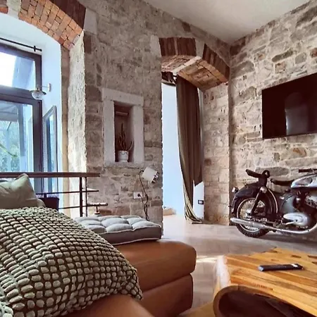 Big Oasis House With Garden,near Colosseum Апартаменты *